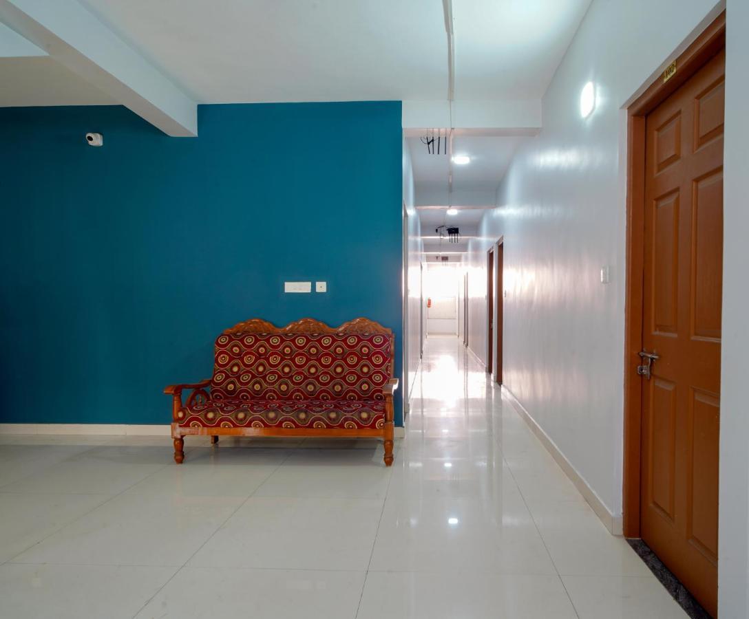 ホテル Reach Residency Kochi エクステリア 写真
