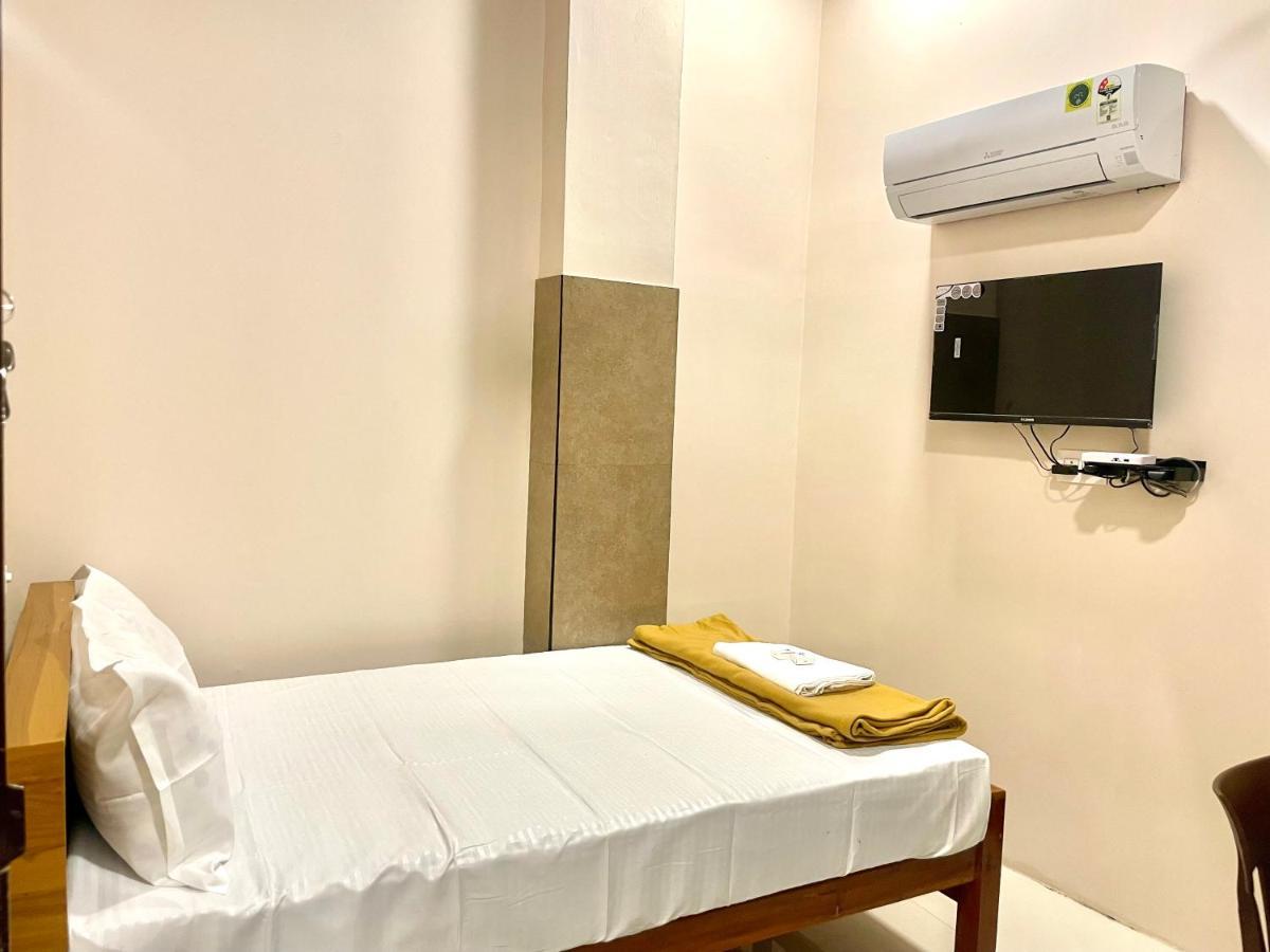 ホテル Reach Residency Kochi エクステリア 写真
