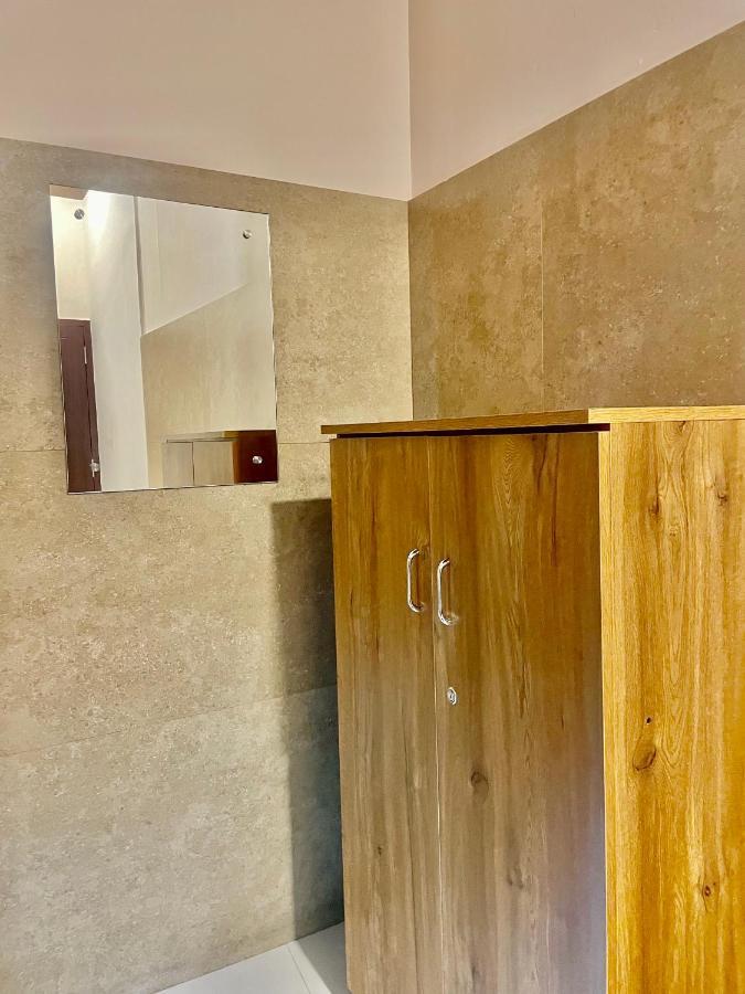 ホテル Reach Residency Kochi エクステリア 写真