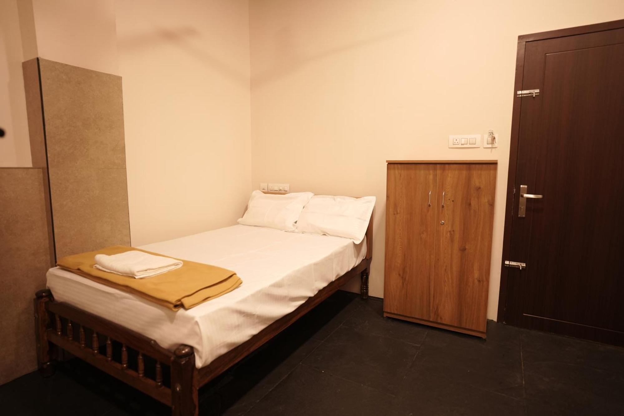 ホテル Reach Residency Kochi エクステリア 写真