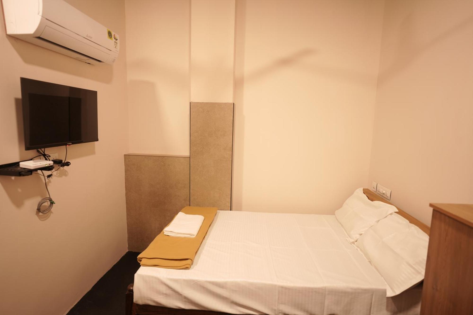 ホテル Reach Residency Kochi エクステリア 写真