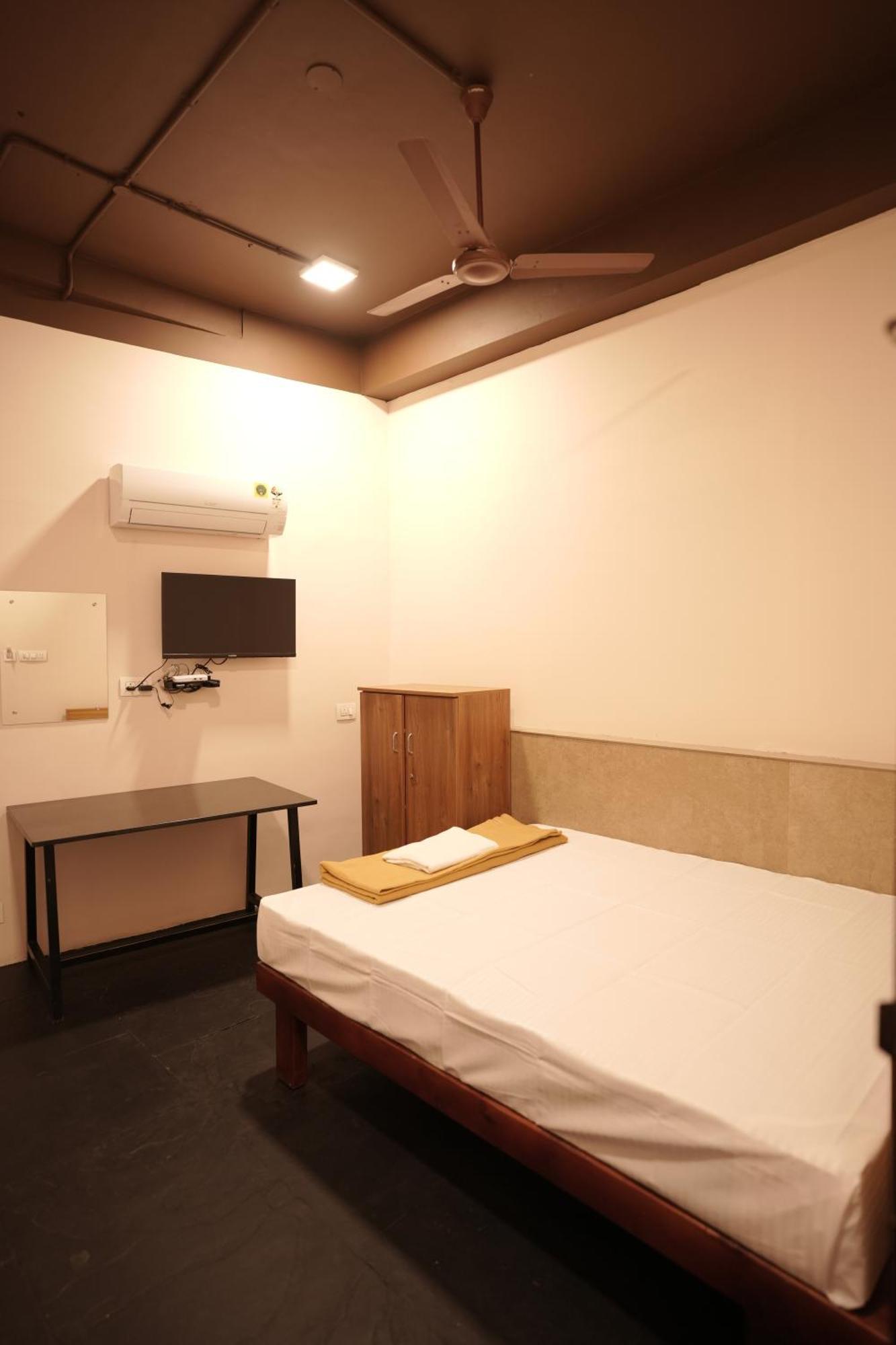 ホテル Reach Residency Kochi エクステリア 写真